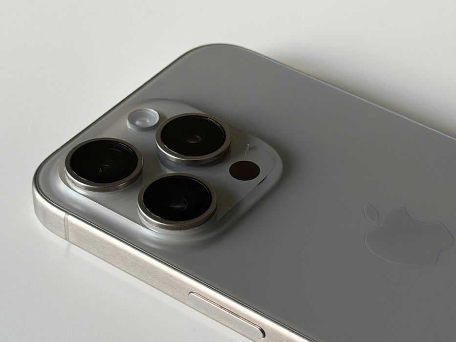 iPhone 15 Pro 128GB Natural Titanium - Stan Idealny