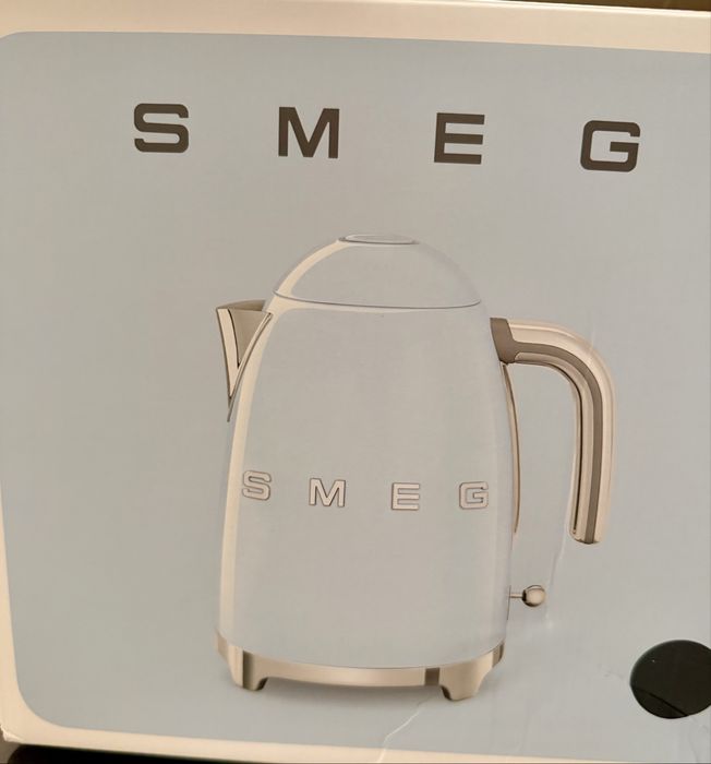 Smeg czajnik bezprzewodowy