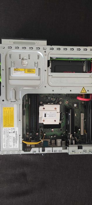 Computador Disco SSD 256gb e 8 GB RAM pouco uso, impecável.