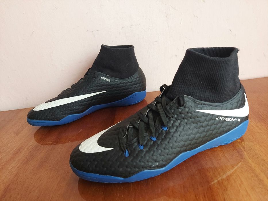 Футзалки сороканіжки футбольні фірми Nike HypervenomX Phelon III оригі