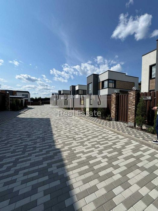 Продаж 4к будинку у закритому котеджному містечку, с. Лісники