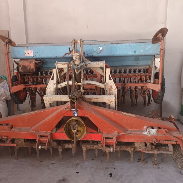 Sprzedam agregat uprawowo siewny Kuhn