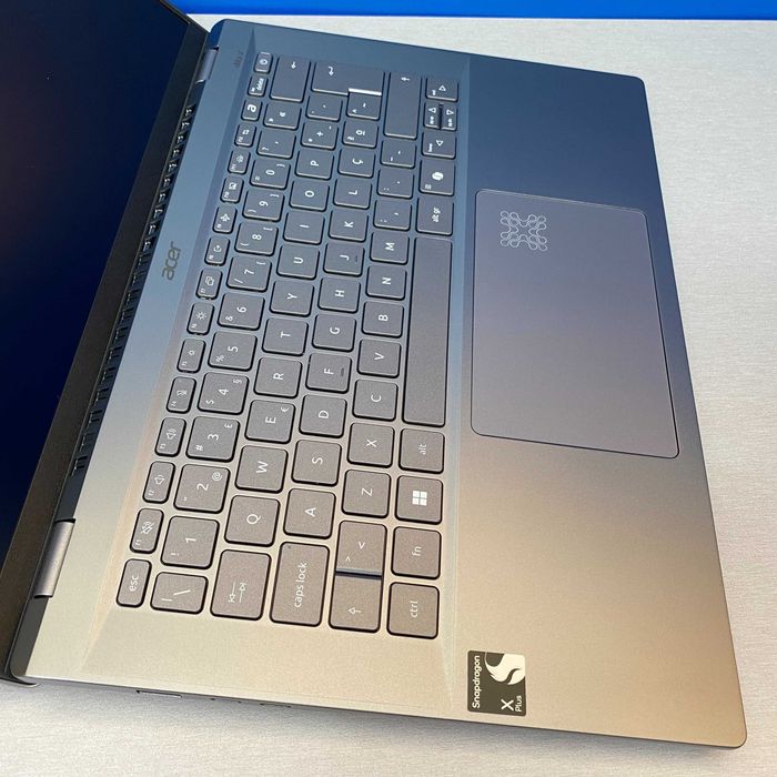 Acer Swift 14 AI | Copilot+ PC | 14" 2K 120Hz | Snapdragon X Plus X1P-64-100 10-Cores | 16GB | 1TB