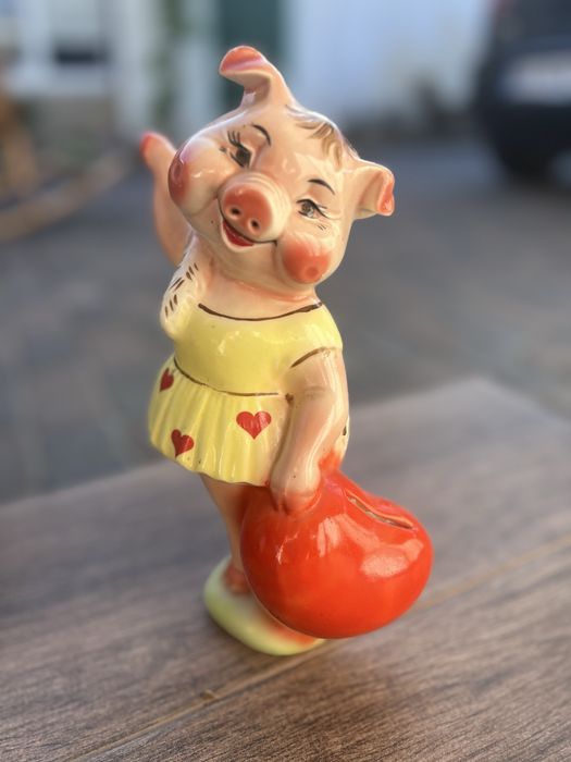 Скарбничка порцелянова