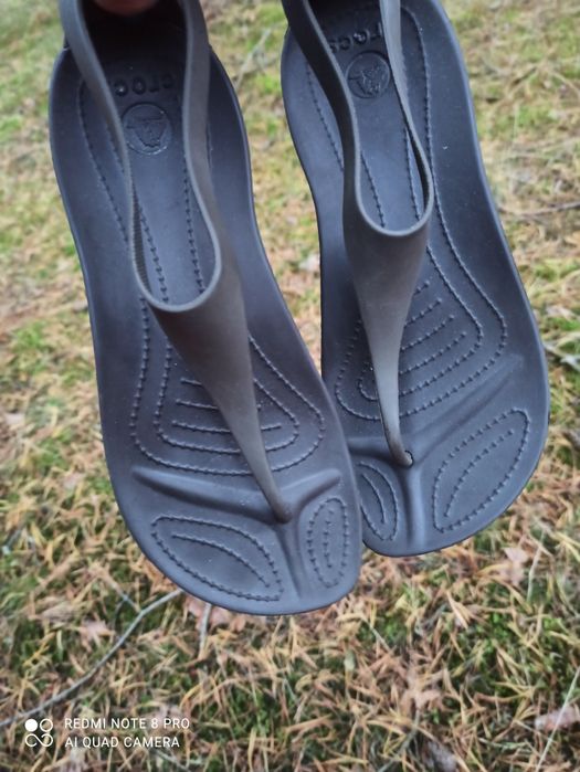 Sandały/japonki Crocs Sexi Flip W7 brązowe