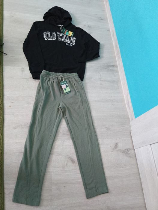 Bluza i spodnie r.152 coccodrilo