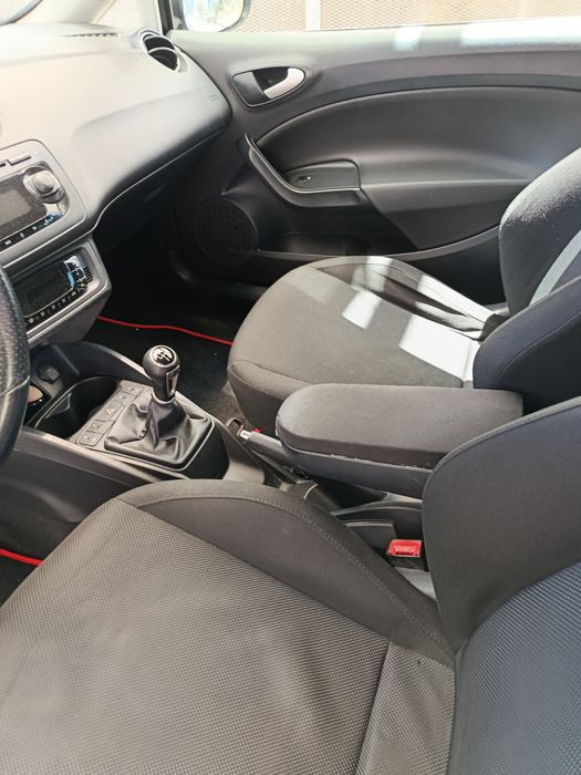 SEAT Ibiza — fotografia 5