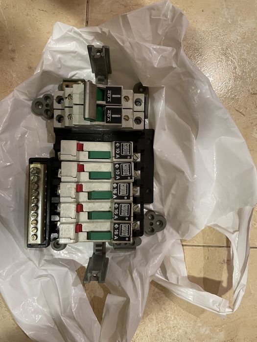 40A Circuit Breaker64752049881987121