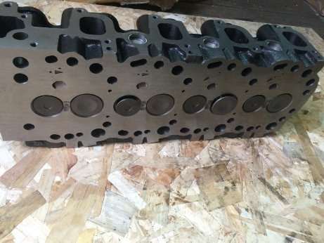 Головка блока 2l Toyota HIACE Hilux  2.4D 2L 2LT 2LTE  DYNA  CROWN CRESTA CHAYSER MARK 2ГБЦ 2,4д Тоёта ГБЦ
