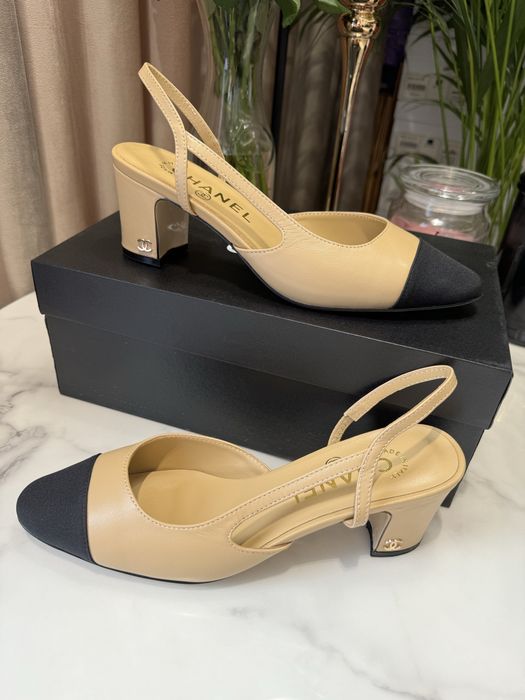 Czółenka Chanel beige