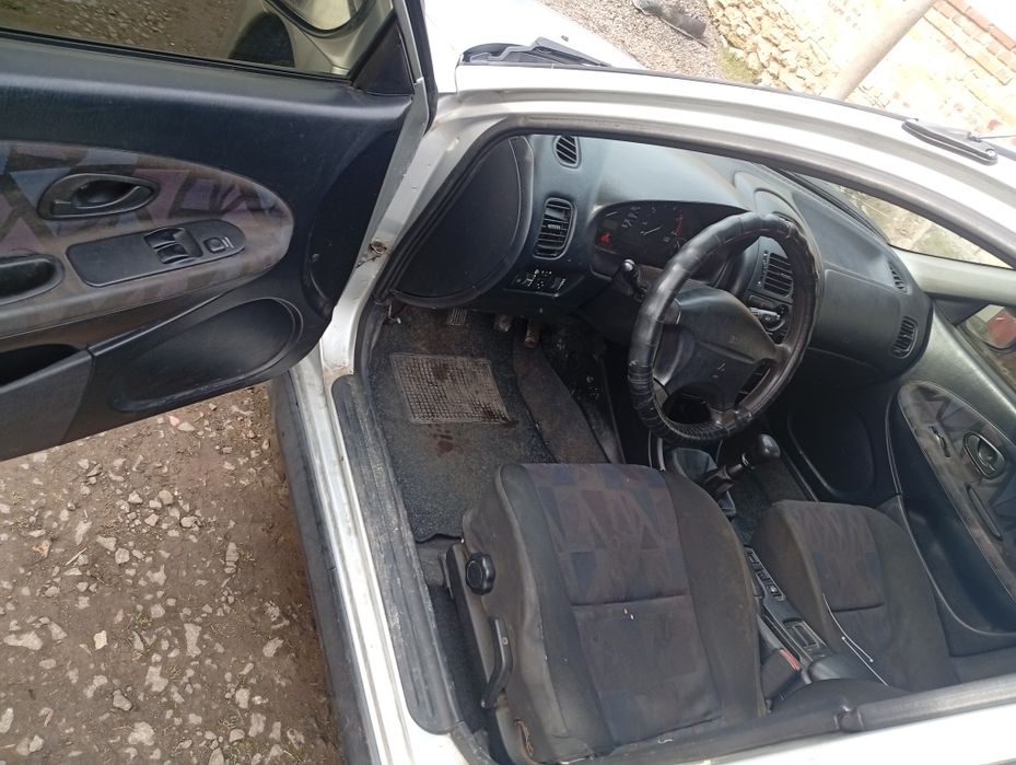 Продам Мітсубіші Карізма 1,9 тді