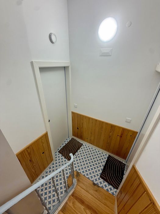 Arrendo T1 na ajuda mobiliado , equipado e totalmente remodelado