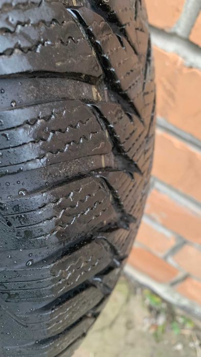 Продам Шини 195\65\15