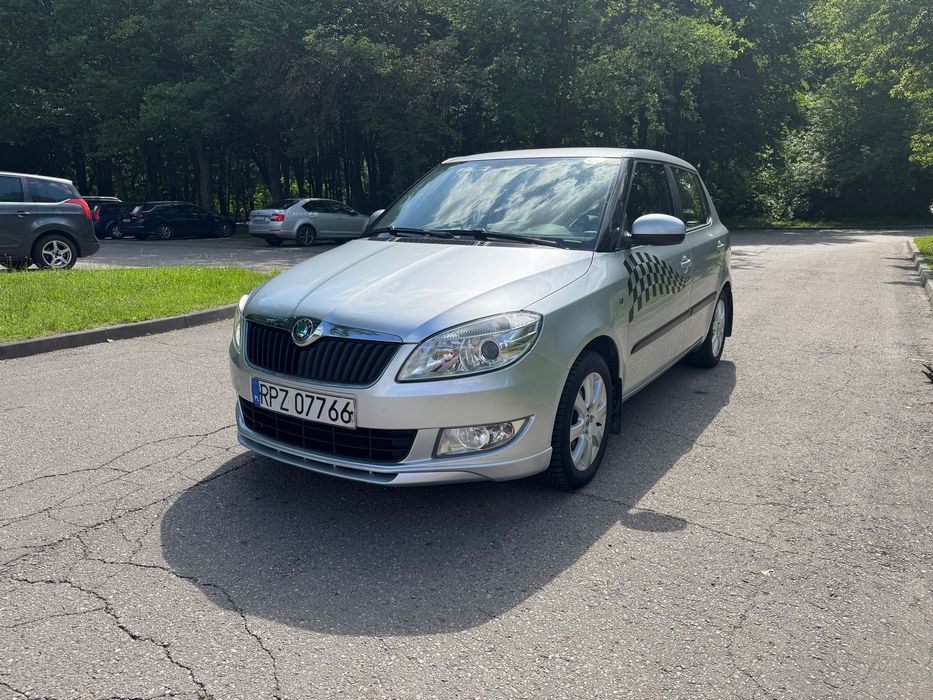 Skoda Fabia salon polska, pierwszy właściciel, po serwisie, 2 komplety kół, klima