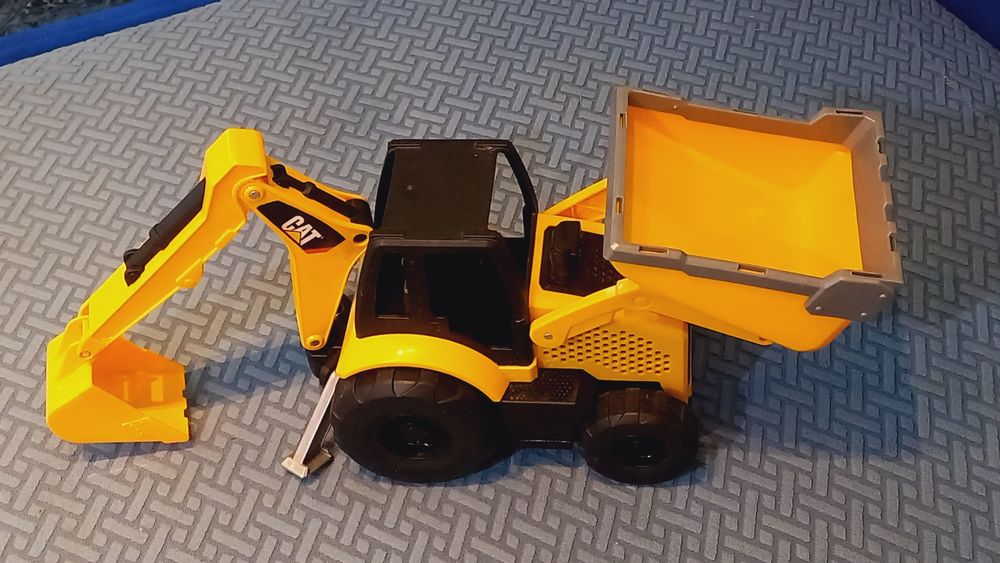 CAT бульдоер 33 cm