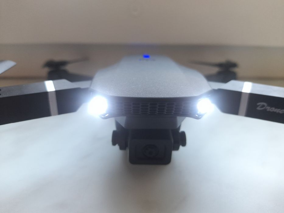 Ostatnie sztuki --- Dron 4K + 3 akumulatory w zestawie