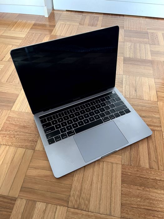 MacBook Pro 13 (2018)