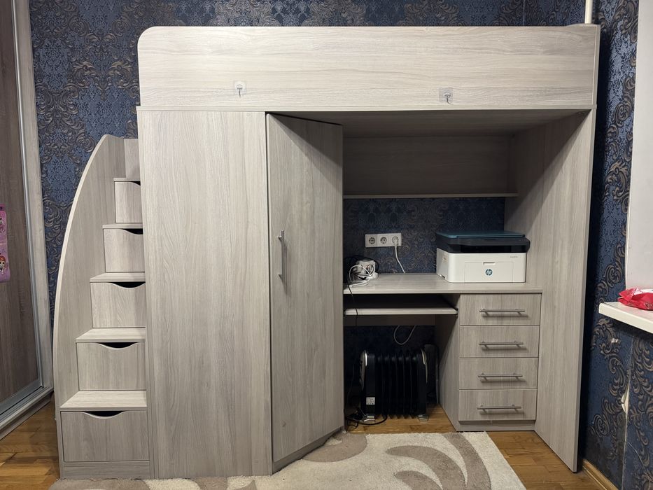 Дитяче ліжко-горище