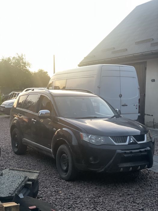 АВТОРОЗБІРКА Mitsubishi Outlander XL