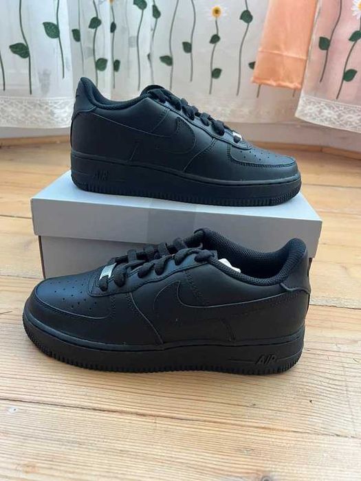 Air Force 1, czarne