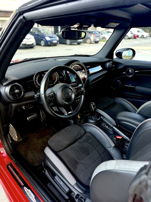 MINI Cooper Cabrio John Cooper Works