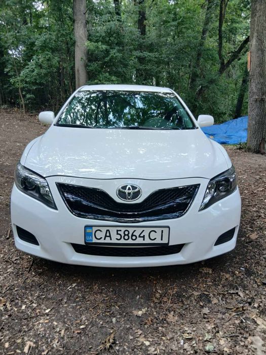 Продам Toyota Camrу 2011р