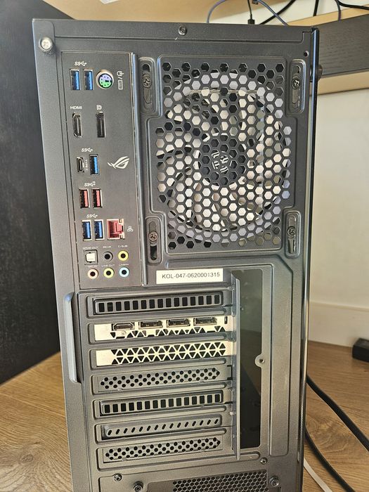 PC Gaming + Monitor LG 4K + RX 580 + SSD NVMe