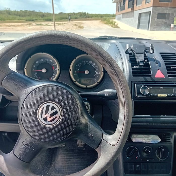 VW POLO 06-14-RJ