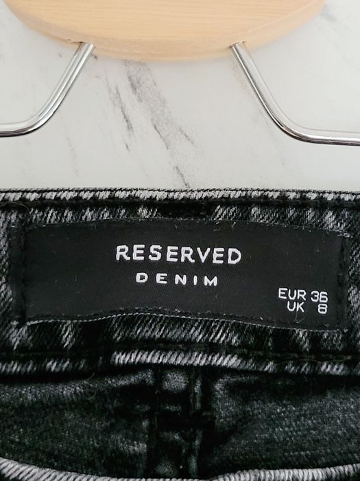 Spodnie jeansy 36 S slim fit z dżetami perły