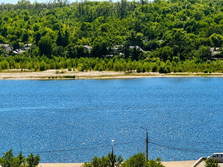 Подобова оренда 2кім. VIP-квартири біля Khortitsa Palace (бул. Шевченко, 71). Центр, Набережна. Посуточная аренда 2к квартиры в центре Запорожья