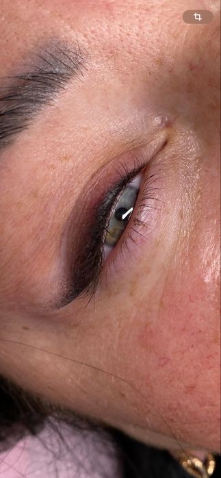 Перманентний макияж губ брів стрілочок татуаж перманенту курси бровей