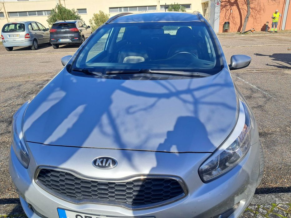 Automovel Kia Ceed 1.6 CRDi