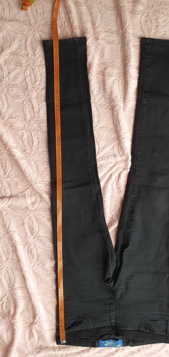 Damskie spodnie jegginsy jeansowe rozmiar 38