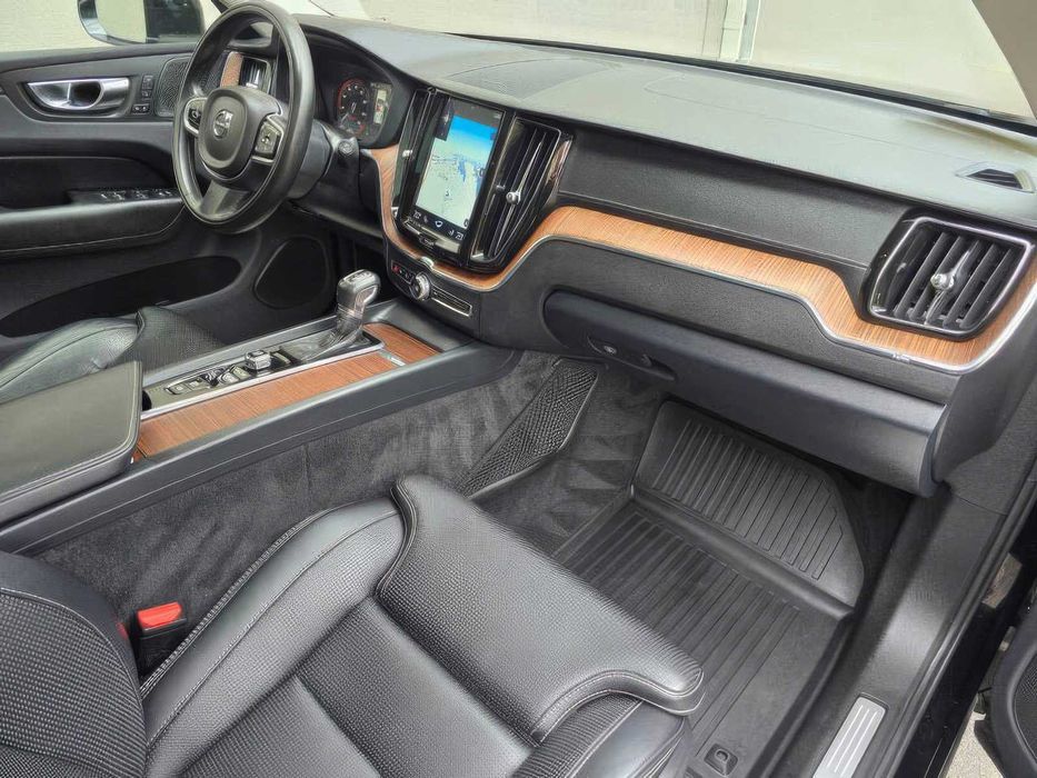 Volvo XC60 T6 Inscription      2019