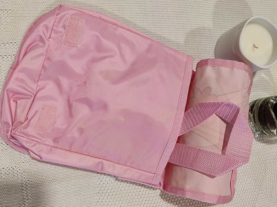 T-shirt e acessórios Barbie (mala, estojo) - Novos