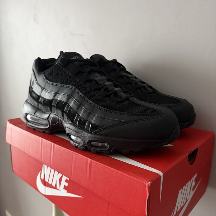 Nike Air Max 95 Black Essential нові оригінальні nike air max 95 чорні