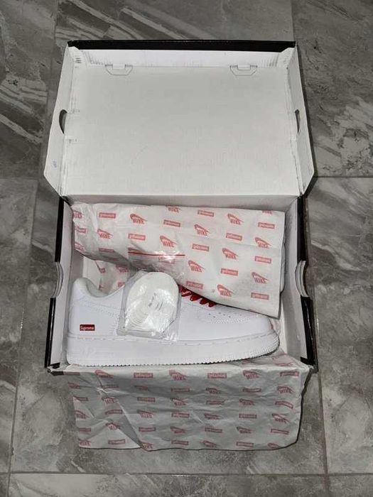 Nike Air Force 1 x Supreme 39