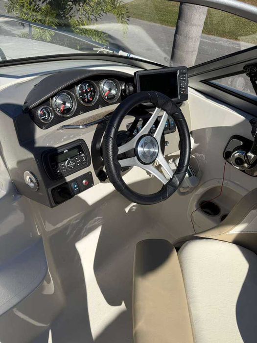 motorówka Stingray 215 CR 17 72h Jak nowa, garażowana, przyczepa