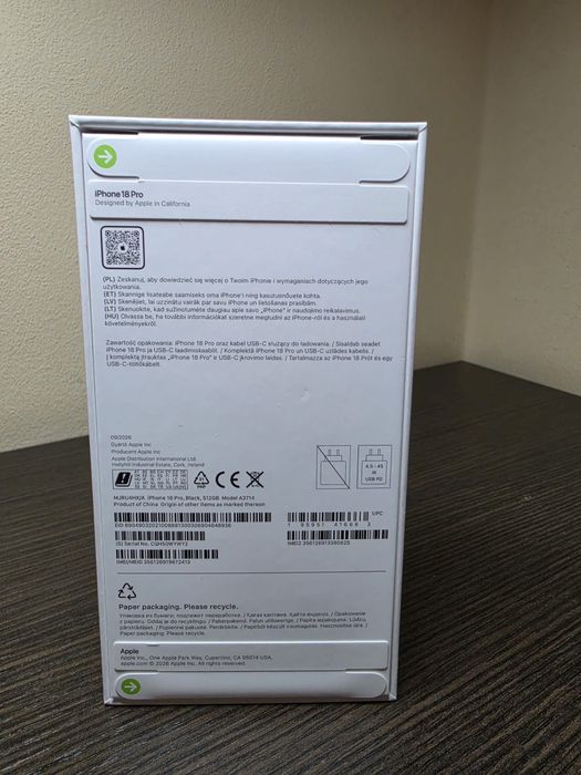 Мобильный телефон  Iphone 18 pro 512gb Black