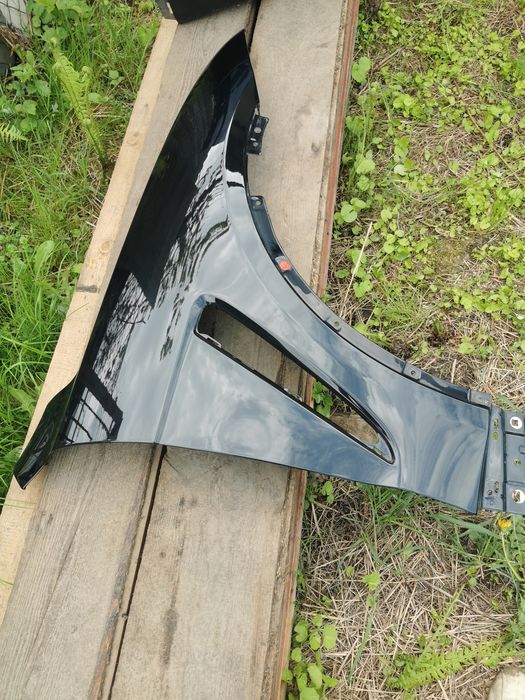 Крило переднє праве Jaguar f-pace svr