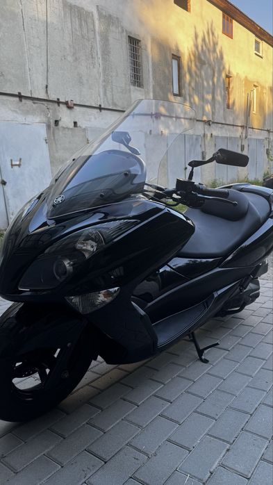 Yamaha Majesty250