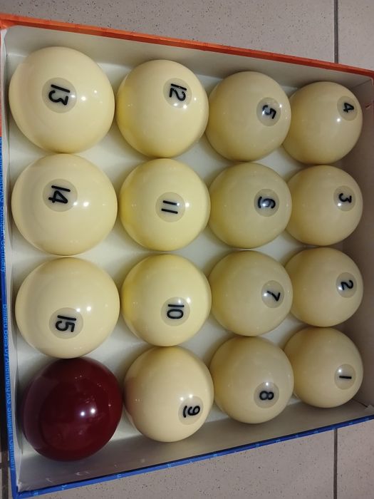 Бильярдные шары Арамит и простые 68.мм пирамида Кулі більярдні 57,2.мм