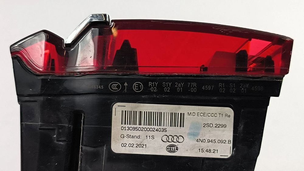 audi a8 l s8 d5 4n 3.0 tdi 2021 sedan manual 285km lampa 4n0945092b pr