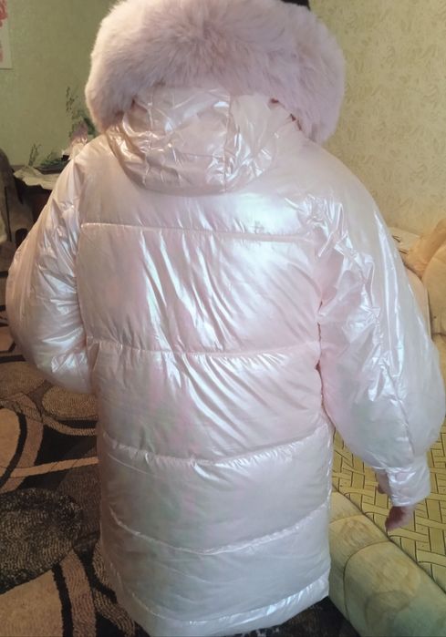 Пуховик розовый перламутровый