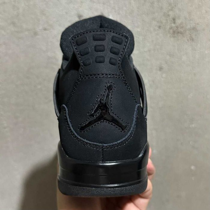 Air Jordan 4 Retro Black Cat r.38