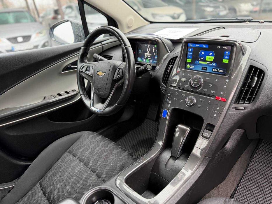 Chevrolet Volt 2014 плагін,гібрид