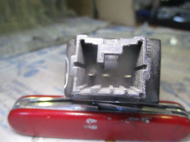Botão / interruptor de luzes MITSUBISHI Carisma Sedan (DA_)