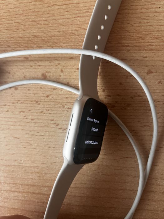 Apple Watch SE 2 gen GPS + Cellular 40mm – Starlight