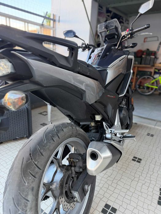 Honda NC750X imaculada