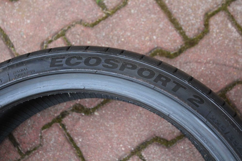 225 35 R19 Imperial Ecosport 2